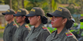 Cuarenta y seis auxiliares de policía juran bandera y se integran al servicio de seguridad en Arauca