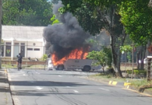 Atentado contra Batallón Pichincha, en el sur de Cali: bus escolar fue utilizado por los violentos.