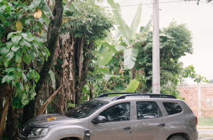 La ejecución extrajudicial de una docente atiza la guerra en Arauca