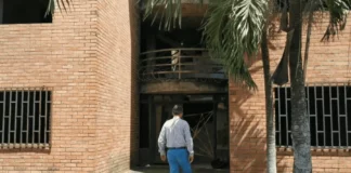 Habitantes del barrio Cristo Rey denuncian problemas de seguridad por abandono de inmueble institucional